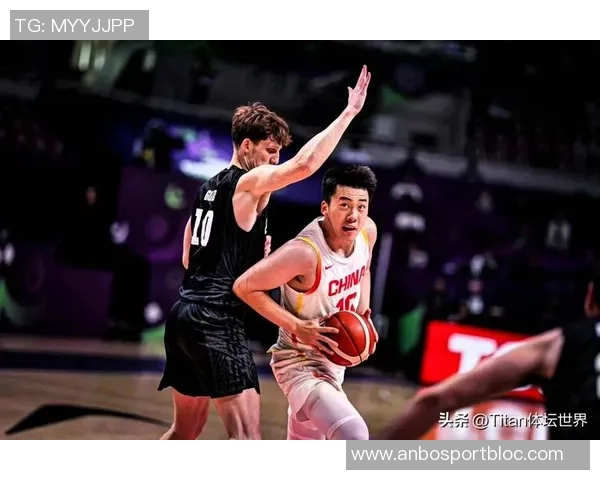 郭士强亲临山西男篮主场观战山西对阵江苏展现对球队的支持与关注